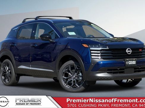 New 2026 Nissan Kicks SR image 1