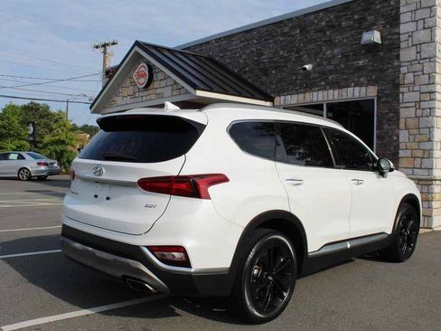 Used 2019 Hyundai Santa Fe Limited FWD image 5