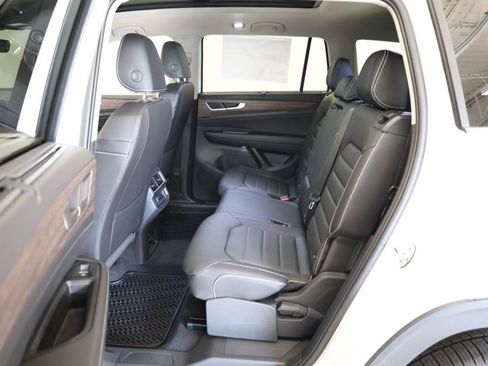 New 2026 Volkswagen Atlas SEL image 35