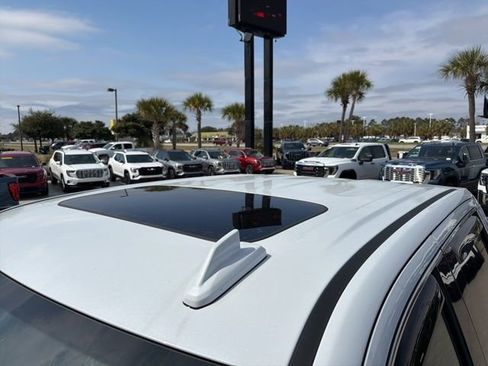 Used 2026 GMC Sierra 1500 Denali Ultimate image 6