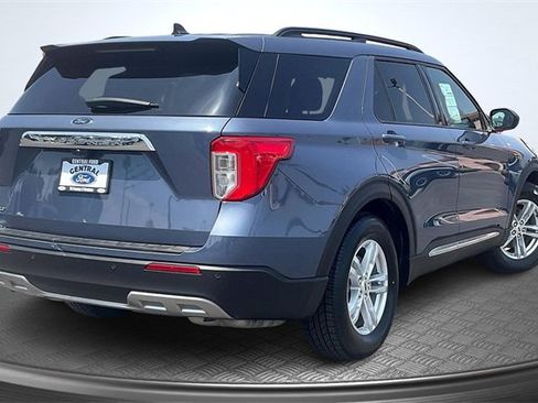 Certified 2021 Ford Explorer XLT w/ Equipment Group 202A image 13
