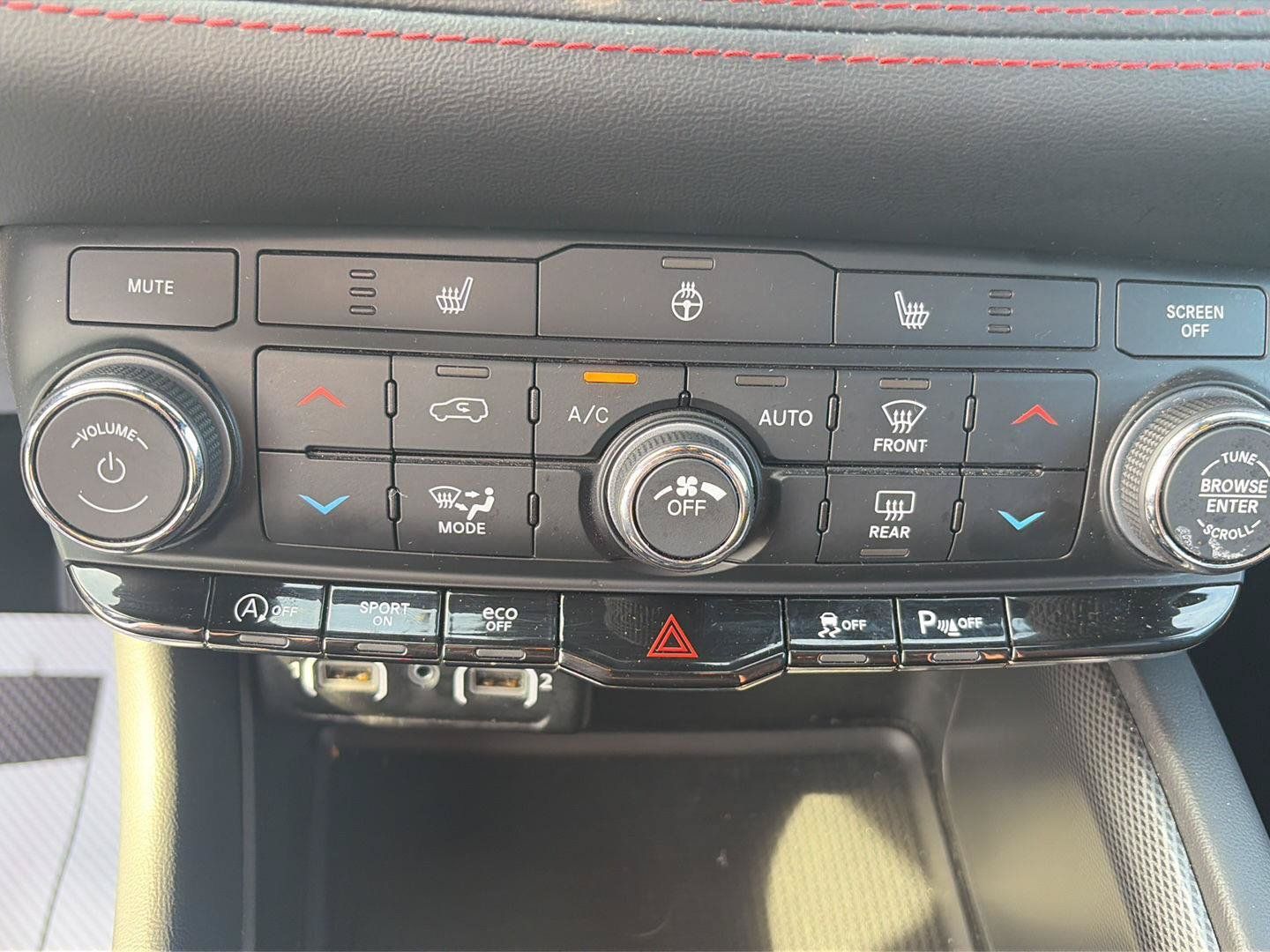 Used 2025 Dodge Durango GT AWD/4WD image 20