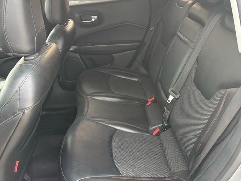 Used 2019 Jeep Compass Trailhawk image 26