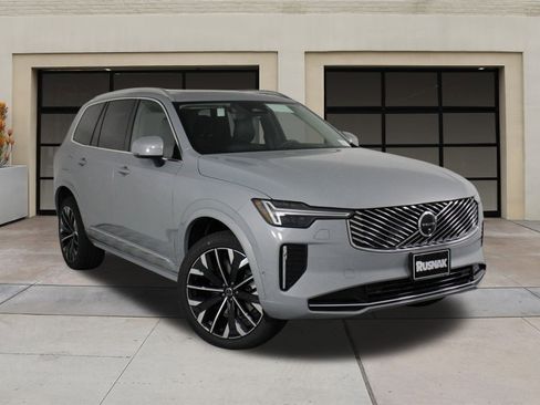 New 2025 Volvo XC90 B6 Ultra image 19