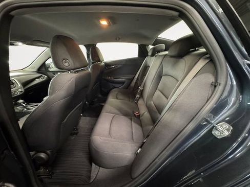 Used 2021 Chevrolet Malibu LS FWD image 21