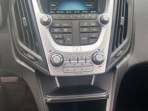 Used 2017 Chevrolet Equinox LT w/ Convenience Package AWD/4WD image 16
