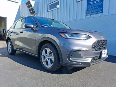Used 2023 Honda HR-V LX image 7