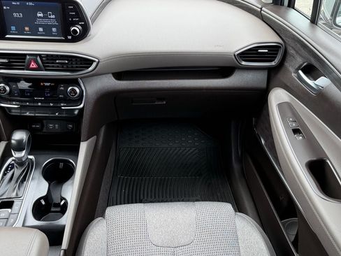 Used 2019 Hyundai Santa Fe SEL FWD image 15