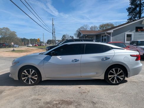 Used 2017 Nissan Maxima 3.5 S image 3