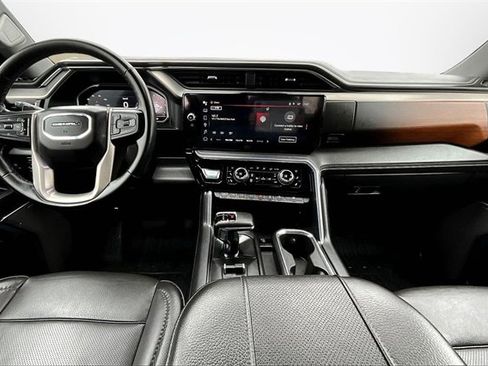 Used 2024 GMC Sierra 1500 Denali w/ Denali Reserve Package image 14
