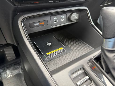 Used 2025 Honda CR-V EX-L image 26