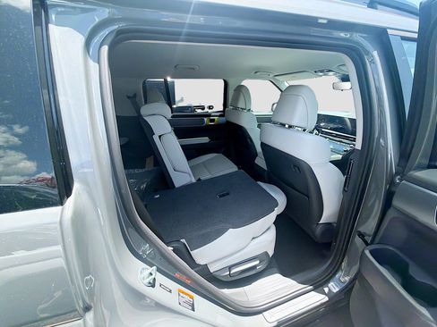 New 2026 Hyundai Santa Fe SEL FWD image 19
