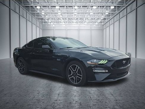 Used 2019 Ford Mustang GT RWD image 8