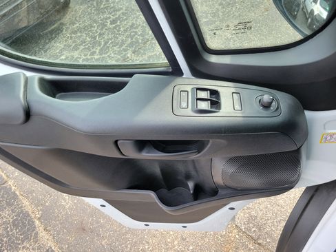 Used 2025 RAM ProMaster 3500 w/ Safety Group FWD image 7