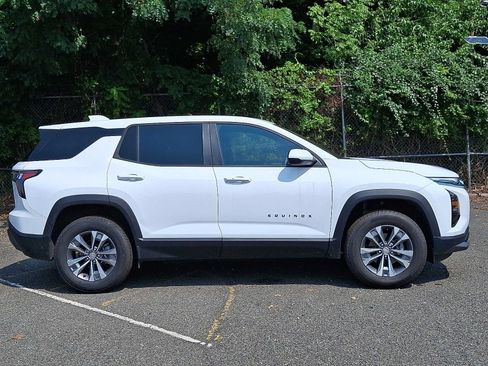 Used 2026 Chevrolet Equinox LT w/ Convenience Package II AWD/4WD image 7