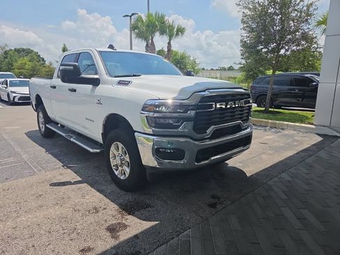 Used 2026 RAM 2500 Big Horn AWD/4WD image 3