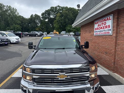 Used 2015 Chevrolet Silverado 2500 LT w/ LT Convenience Package AWD/4WD image 7