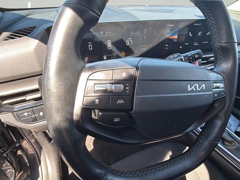 Used 2026 Kia Sportage LX FWD image 27