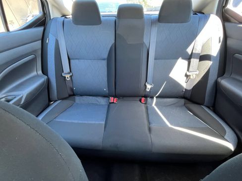 Used 2025 Nissan Versa SV FWD image 38