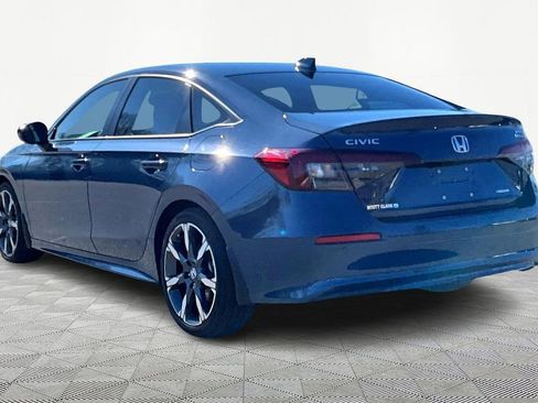 Used 2025 Honda Civic Sport Touring image 5