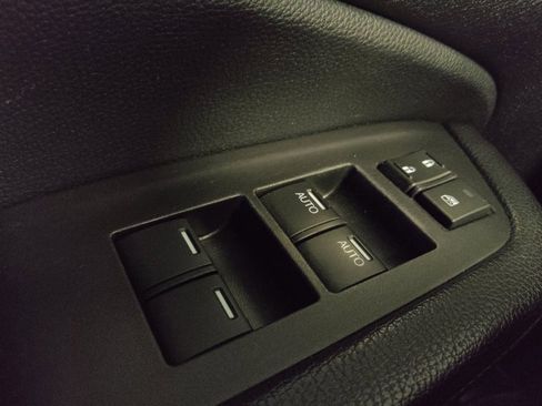 Used 2018 Honda Pilot EX-L image 27