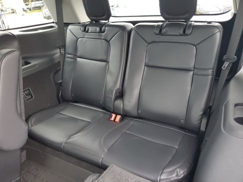 New 2025 Lincoln Aviator AWD w/ Equipment Group 101A image 27