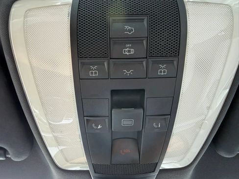 Used 2014 Mercedes-Benz C 250 Sedan w/ Premium 1 Package image 23