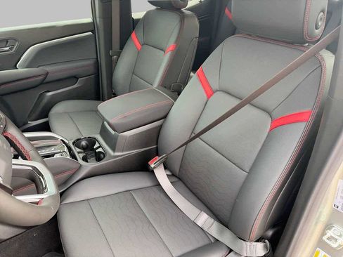 New 2026 Chevrolet Colorado Z71 w/ Technology Package image 16