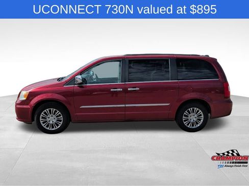 Used 2013 Chrysler Town & Country Touring-L w/ Entertainment Group #2 FWD image 2
