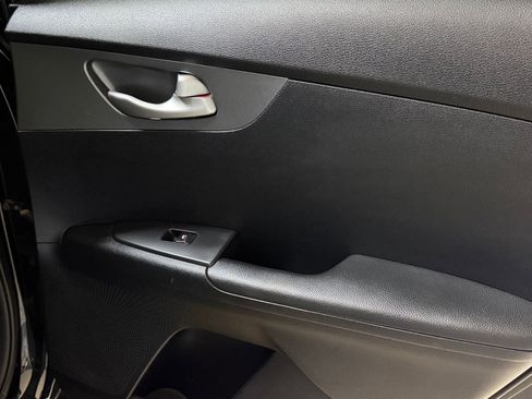 Used 2019 Kia Forte LXS image 35