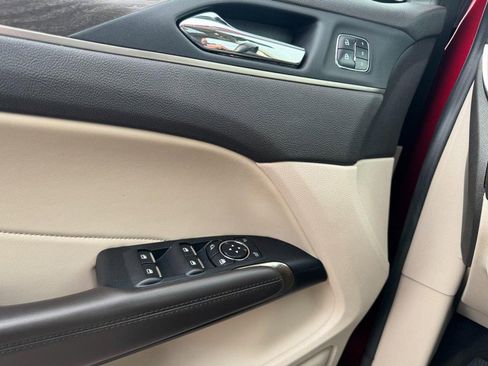 Used 2018 Lincoln MKC Reserve image 25