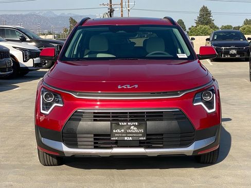 New 2026 Kia Niro EX FWD image 9