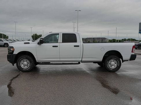 Used 2023 RAM 2500 Tradesman AWD/4WD image 10