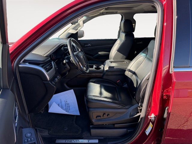 Used 2020 Chevrolet Suburban LT AWD/4WD image 9