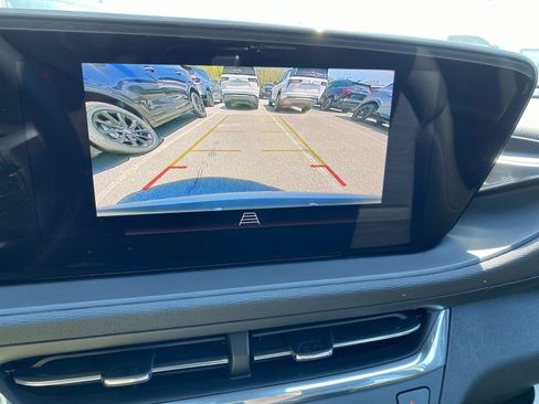 New 2026 Buick Envista Preferred FWD image 9