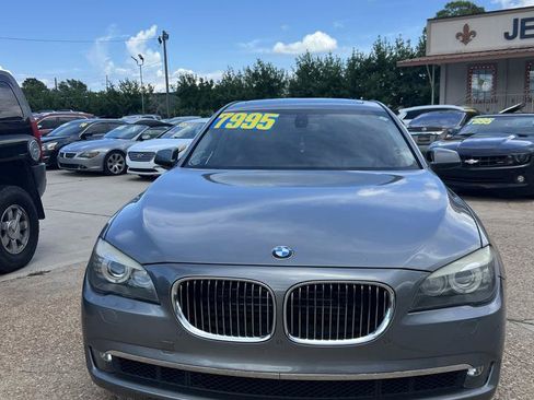 Used 2011 BMW 750Li RWD image 2