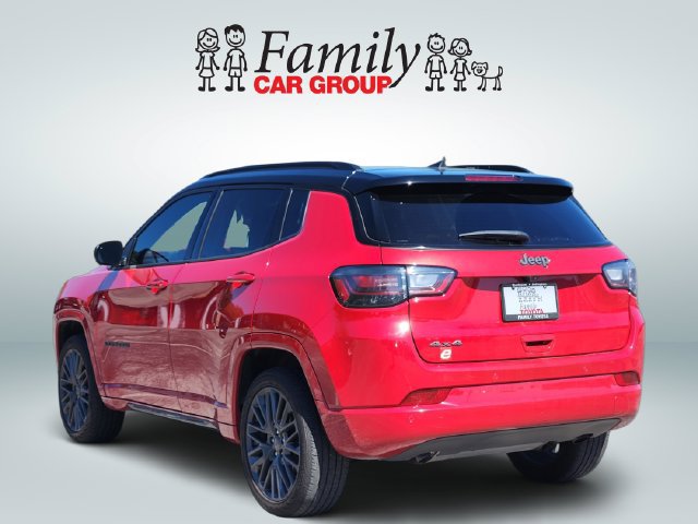 Used 2024 Jeep Compass Limited w/ High Altitude Package AWD/4WD image 3