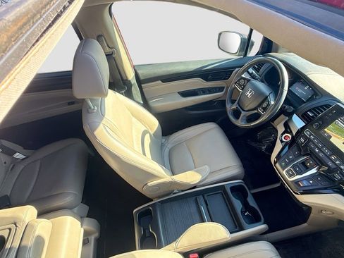 Used 2023 Honda Odyssey Touring image 22