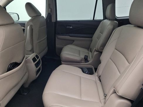 Used 2017 Honda Pilot Elite image 18