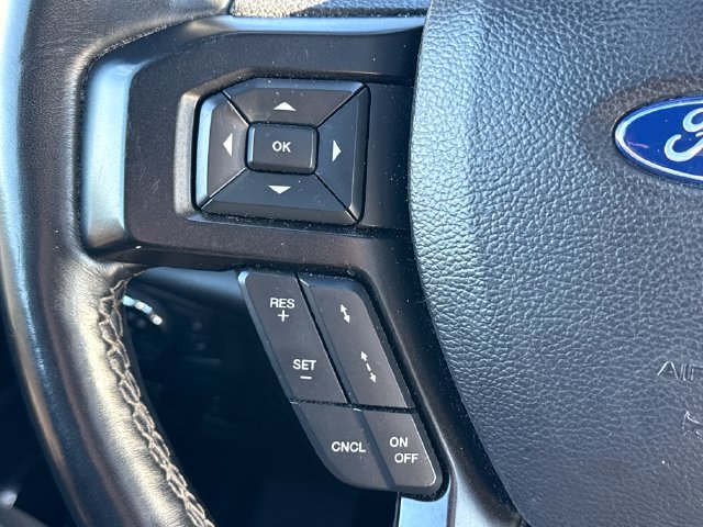 Used 2019 Ford Expedition Limited w/ Equipment Group 302A AWD/4WD image 38