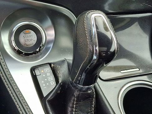 Used 2017 Nissan Maxima Platinum image 17