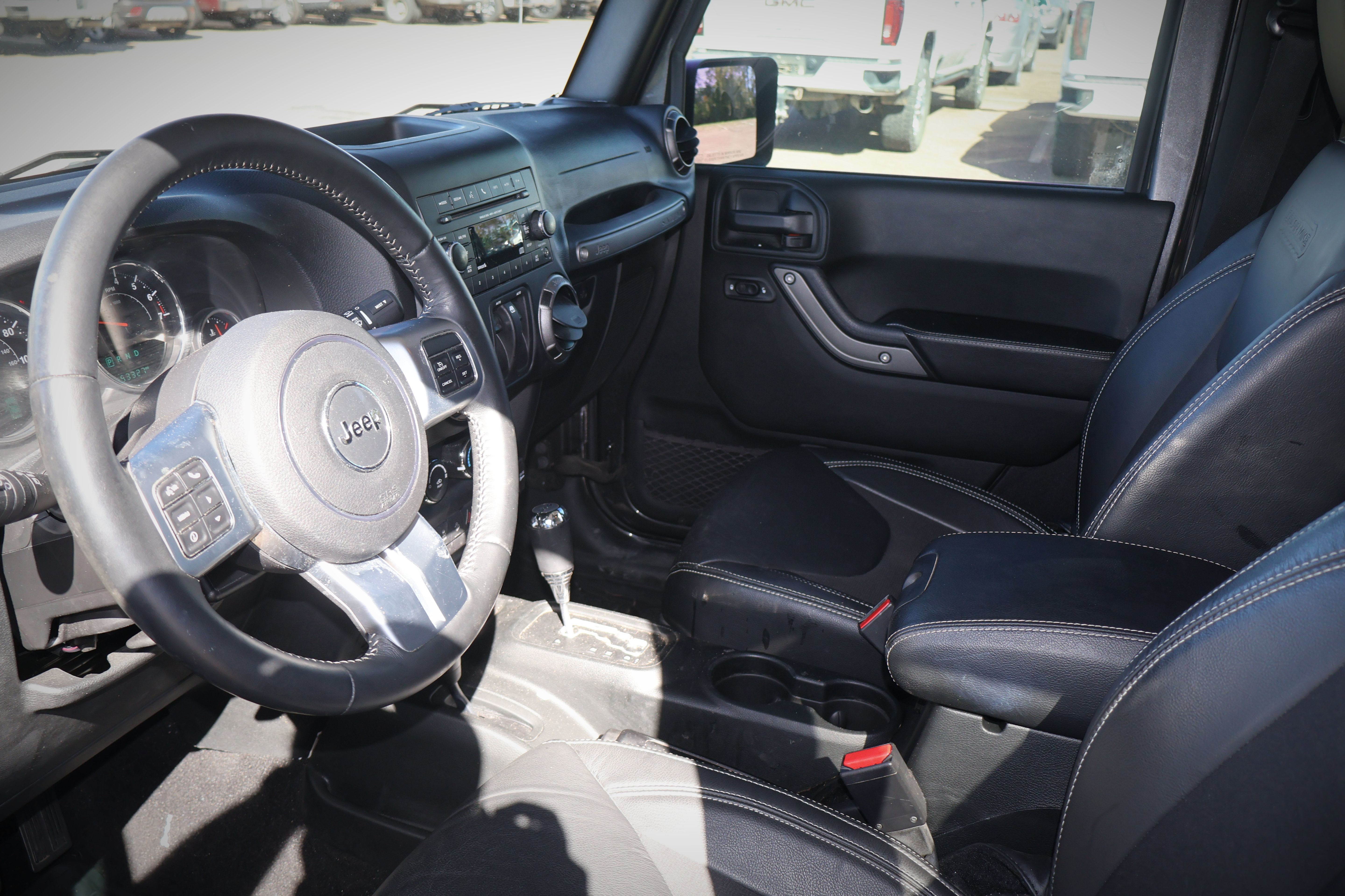Used 2018 Jeep Wrangler Sport AWD/4WD image 22