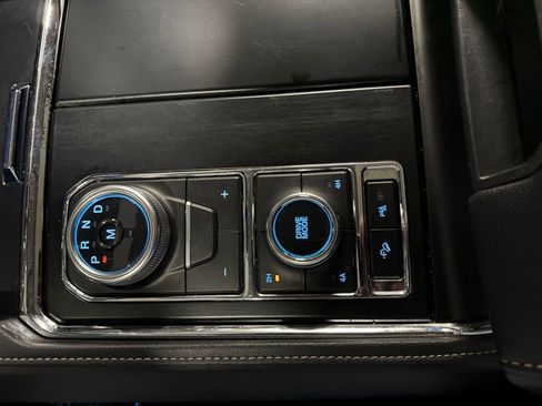 Used 2024 Ford Expedition Max XLT AWD/4WD image 16