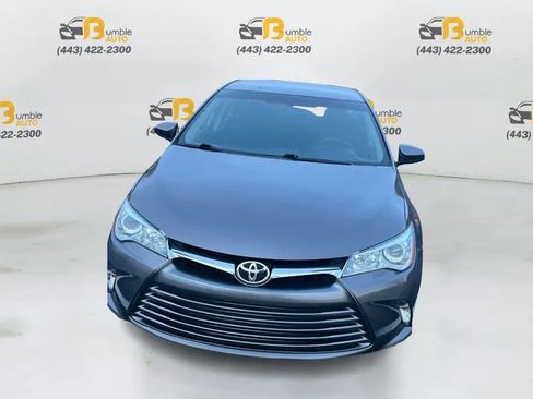 Used 2015 Toyota Camry LE image 2