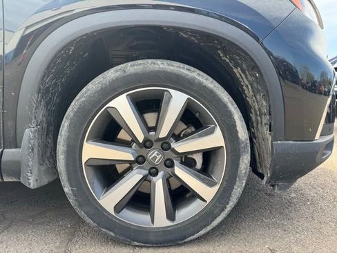 Used 2023 Honda Pilot Touring image 10