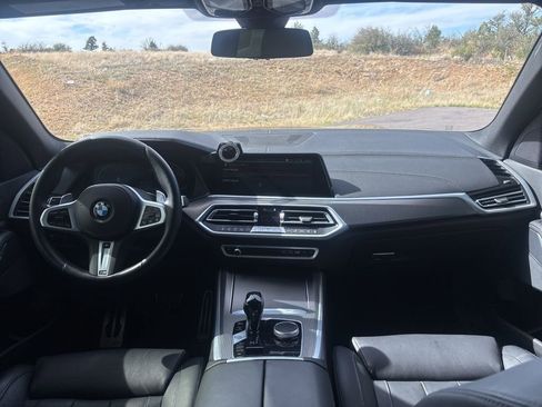 Used 2022 BMW X5 xDrive40i w/ M Sport Package AWD/4WD image 19