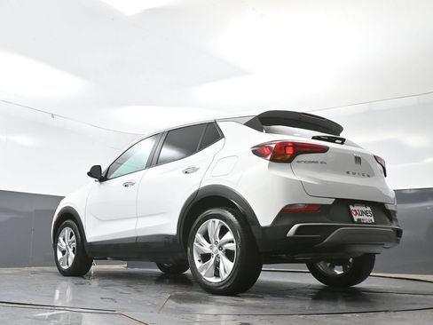 Used 2025 Buick Encore GX Preferred FWD image 57