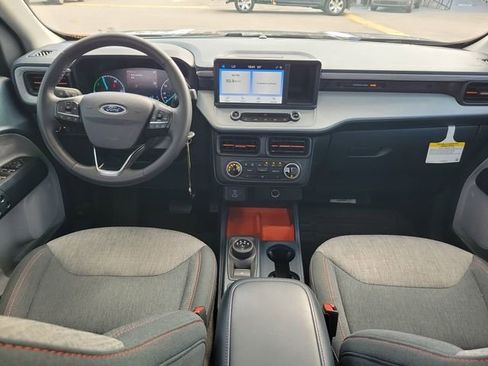 Used 2023 Ford Maverick XLT w/ XLT Luxury Package image 7