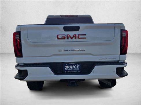 Used 2025 GMC Sierra 2500 Denali w/ Denali Reserve Package AWD/4WD image 7