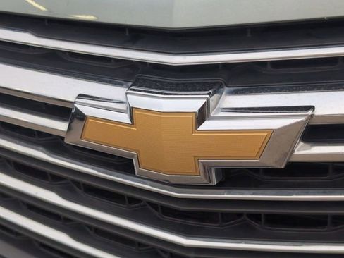 Certified 2023 Chevrolet Traverse LT FWD image 29